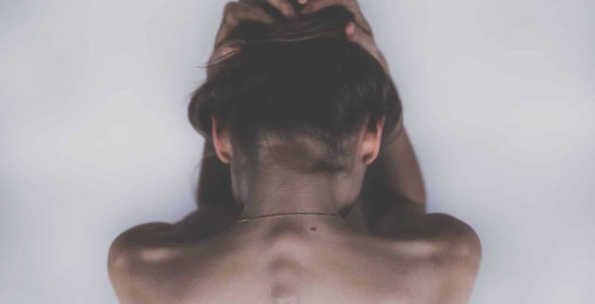 woman-2609115_1920